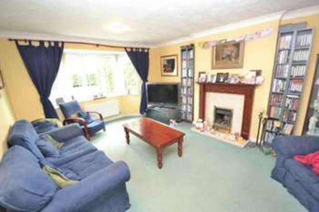  Image of 4 bedroom Detached house for sale in Ferndene Drive Long Eaton Nottingham NG10 at Ferndene Drive  Long Eaton, NG10 3RR