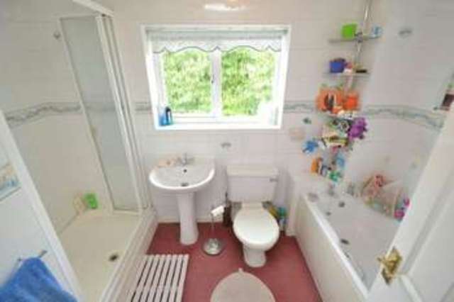  Image of 4 bedroom Detached house for sale in Ferndene Drive Long Eaton Nottingham NG10 at Ferndene Drive  Long Eaton, NG10 3RR