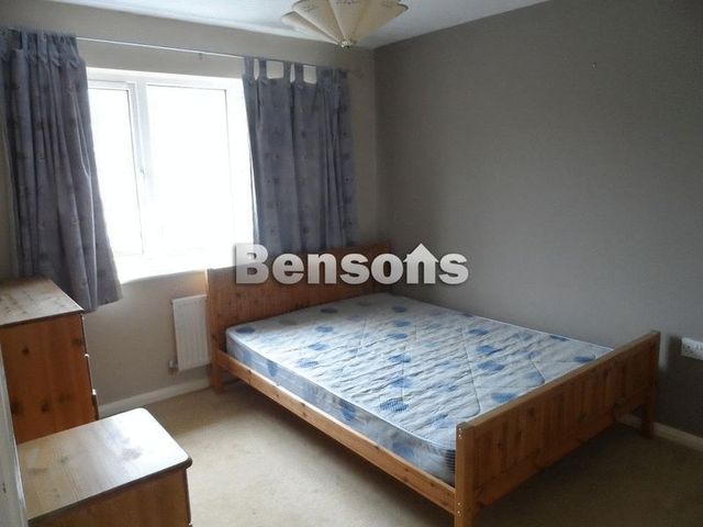  Image of 3 bedroom Semi-Detached house for sale in Finchale Avenue Priorslee Telford TF2 at Finchale Avenue Priorslee Telford, TF2 9YE