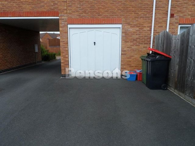  Image of 3 bedroom Semi-Detached house for sale in Finchale Avenue Priorslee Telford TF2 at Finchale Avenue Priorslee Telford, TF2 9YE
