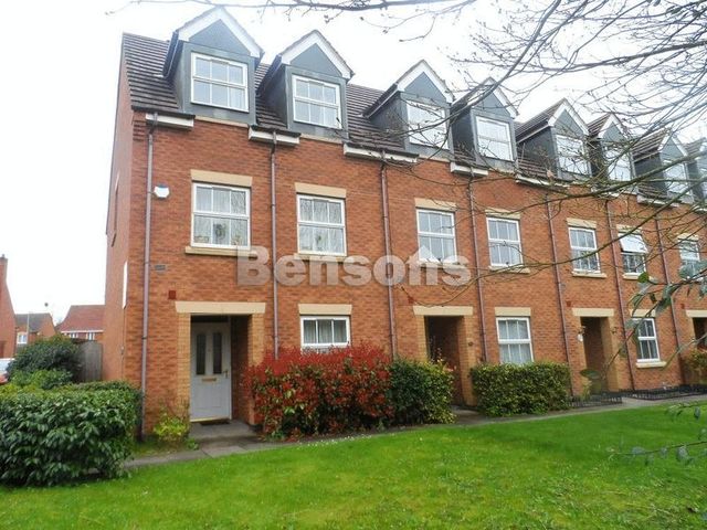  Image of 4 bedroom Terraced house to rent in Finchale Avenue Priorslee Telford TF2 at Finchale Avenue Priorslee Telford, TF2 9YE