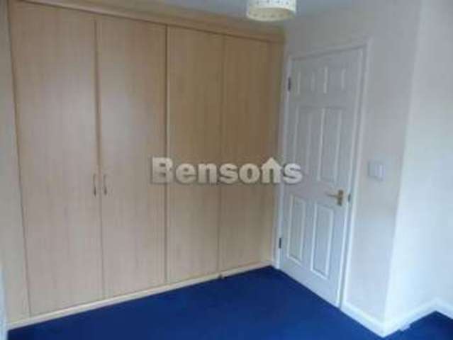  Image of 4 bedroom Terraced house to rent in Finchale Avenue Priorslee Telford TF2 at Finchale Avenue Priorslee Telford, TF2 9YE