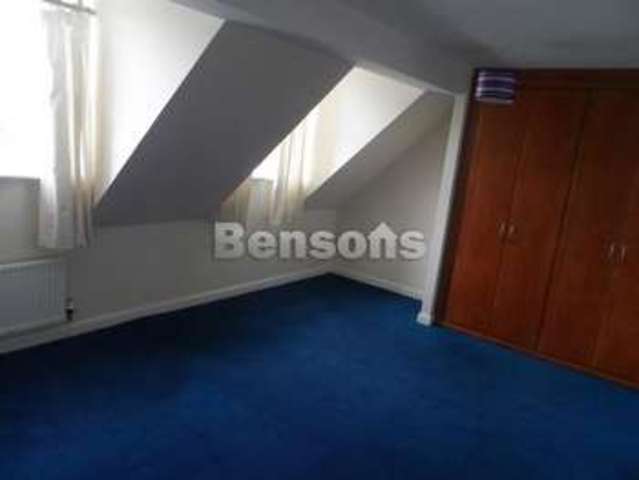  Image of 4 bedroom Terraced house to rent in Finchale Avenue Priorslee Telford TF2 at Finchale Avenue Priorslee Telford, TF2 9YE