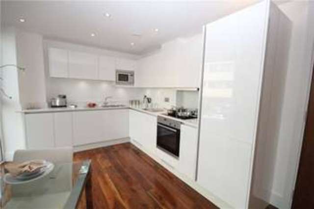  Image of 3 bedroom Apartment for sale in Flower Lane London NW7 at London  Mill Hill, NW7 2JL