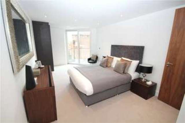  Image of 3 bedroom Apartment for sale in Flower Lane London NW7 at London  Mill Hill, NW7 2JL