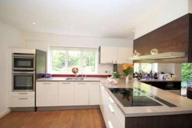  Image of 4 bedroom Detached house for sale in Florida Close Bushey Heath Bushey WD23 at Bushey Heath Hertfordshire Bushey Heath, WD23 1ET
