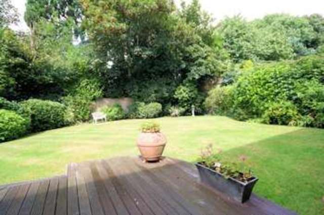  Image of 4 bedroom Detached house for sale in Florida Close Bushey Heath Bushey WD23 at Bushey Heath Hertfordshire Bushey Heath, WD23 1ET