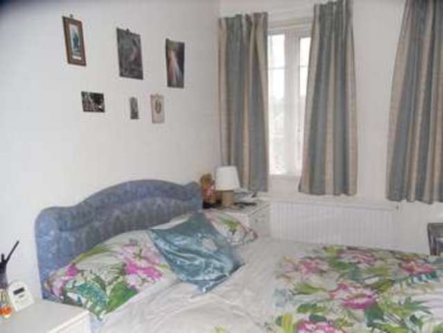  Image of 4 bedroom Semi-Detached house for sale in Fordham Road Cockfosters Barnet EN4 at Fordham Road  Barnet, EN4 9AQ