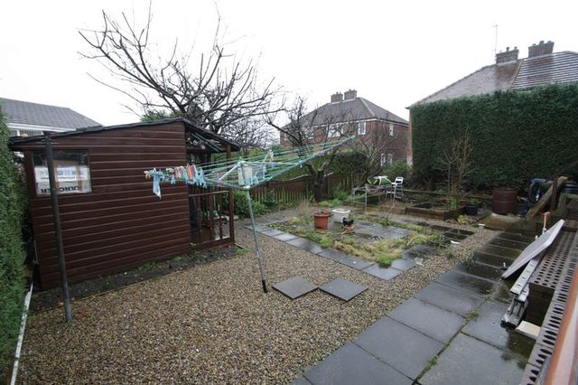  Image of 4 bedroom Bungalow for sale in Foxcroft Drive Brighouse HD6 at Foxcroft Drive  Brighouse, HD6 3PH