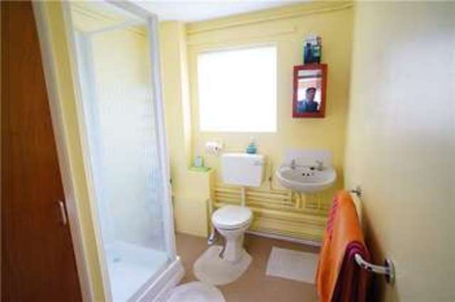  Image of 1 bedroom Maisonette to rent in Garden Row Northfleet Gravesend DA11 at Northfleet Gravesend Perry Street, DA11 7JP