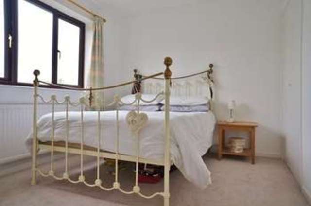  Image of 4 bedroom Detached house for sale in Gardiner Close Abingdon OX14 at Abingdon, OX14 3YA