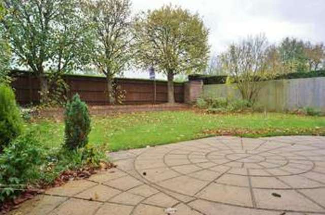  Image of 4 bedroom Detached house for sale in Gardiner Close Abingdon OX14 at Abingdon, OX14 3YA