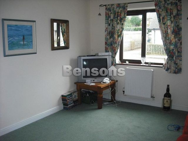  Image of 4 bedroom Detached house to rent in Golfa Close Middletown Welshpool SY21 at Golfa Close Middletown Welshpool, SY21 8EZ