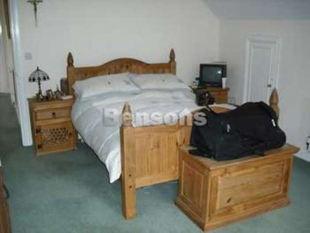  Image of 4 bedroom Detached house to rent in Golfa Close Middletown Welshpool SY21 at Golfa Close Middletown Welshpool, SY21 8EZ