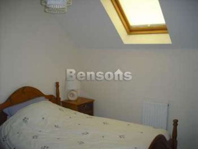  Image of 4 bedroom Detached house to rent in Golfa Close Middletown Welshpool SY21 at Golfa Close Middletown Welshpool, SY21 8EZ