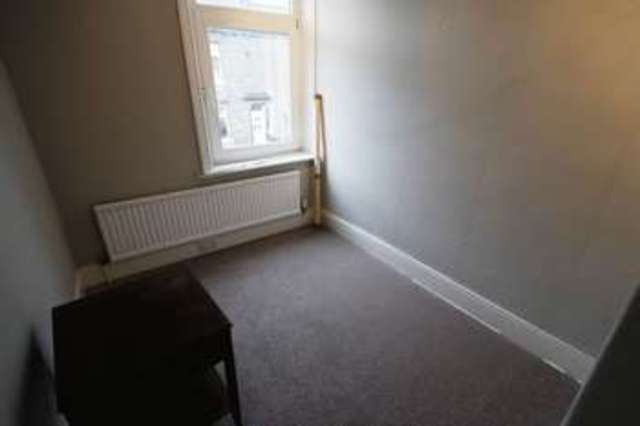  Image of 3 bedroom Terraced house for sale in Gordon Street Elland HX5 at Gordon Street  Elland, HX5 0AG