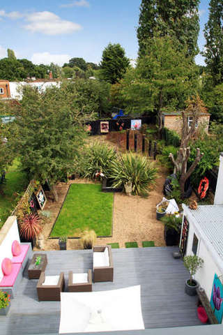  Image of 3 bedroom Semi-Detached house for sale in Grand Avenue Berrylands Surbiton KT5 at Surbiton Surrey, KT5 9JA
