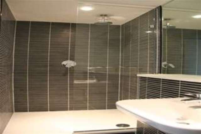  Image of 1 bedroom Property to rent in Beeston Road Holbeck Leeds LS11 at Leeds, LS11 6AD