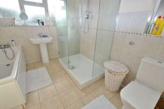 Image of 3 bedroom Semi-Detached house to rent in Grenville Close Tolworth Surbiton KT5 at Surbiton Surrey, KT5 9PS