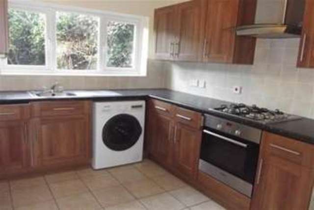  Image of 2 bedroom Detached house to rent in Guildford Road Portsmouth PO1 at Portsmouth, PO1 5HX