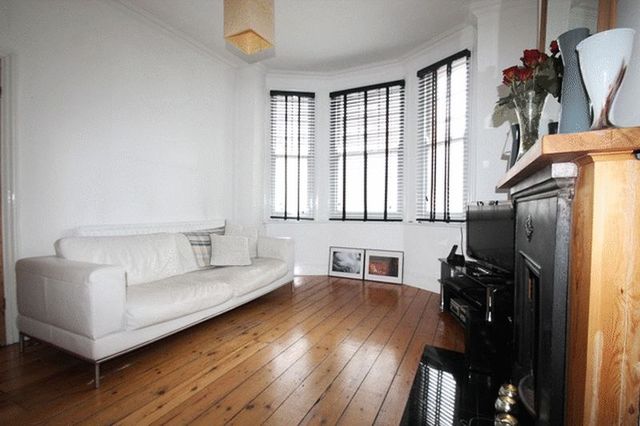  Image of 1 bedroom Property to rent in Hackford Road London SW9 at Hackford Road  London, SW9 0RG