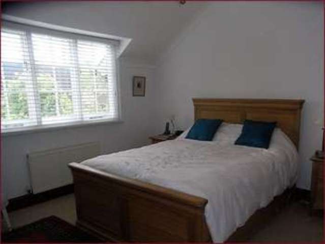  Image of 2 bedroom Property for sale in Hadley Highstone Barnet EN5 at Hadley Highstone  VIEWING SATURDAY 31ST MAY, EN5 4PU