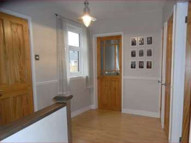  Image of 3 bedroom Flat for sale in Hadley Road New Barnet Barnet EN5 at Hadley Road  New Barnet, EN5 5QP