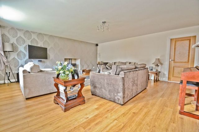  Image of 5 bedroom Detached house for sale in Hall Carr Court Walmer Bridge Preston PR4 at Hall Carr Court Walmer Bridge Walmer Bridge, PR4 5AW