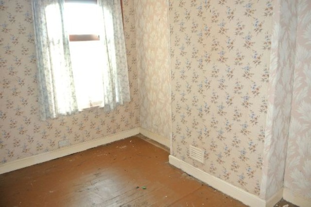  Image of 2 bedroom End of Terrace for sale in Halls Road Stapleford Nottingham NG9 at Halls Road  Stapleford, NG9 7FP