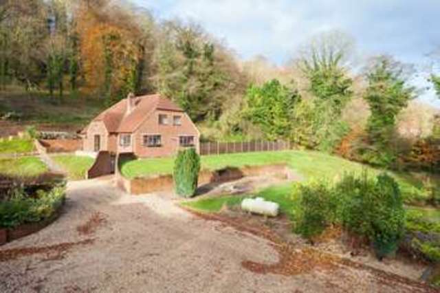  Image of 5 bedroom Detached house for sale in Green Lane Hambledon Waterlooville PO7 at Hambledon Waterlooville Hampshire, PO7 4SX