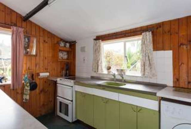  Image of 2 bedroom Cottage for sale in Vicarage Lane Hambledon Waterlooville PO7 at Hambledon Waterlooville Hampshire, PO7 4RP