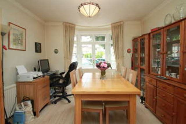  Image of 3 bedroom Semi-Detached house for sale in Hamilton Avenue Tolworth Surbiton KT6 at Tolworth Surbiton Surrey, KT6 7PN