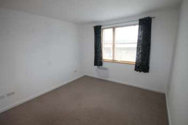 Image of 2 bedroom Flat to rent in Harbour Road Portishead Bristol BS20 at Harbour Road Portishead BRISTOL, BS20 7JN