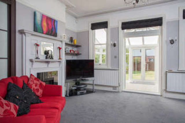  Image of 5 bedroom Detached house for sale in Grove Road Havant PO9 at Havant Hampshire, PO9 1AR