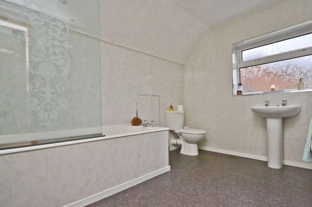  Image of 4 bedroom Detached house for sale in Haven Brow Aughton Ormskirk L39 at Haven Brow Aughton Aughton Park, L39 5BE