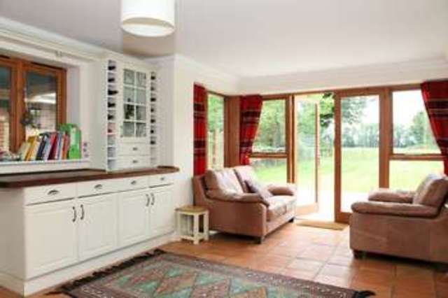  Image of 4 bedroom Detached house for sale in St. Peters Road Hayling Island PO11 at Hayling Island Hampshire, PO11 0RX
