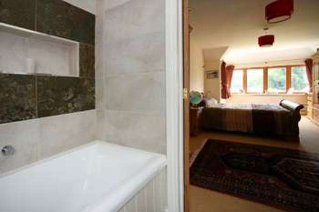  Image of 4 bedroom Detached house for sale in St. Peters Road Hayling Island PO11 at Hayling Island Hampshire, PO11 0RX