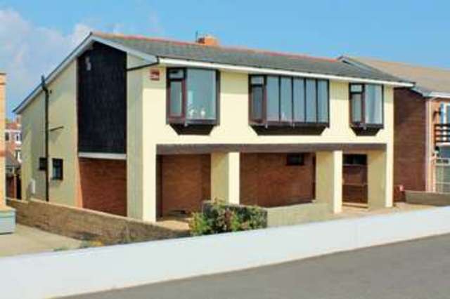  Image of 5 bedroom Property for sale in Southwood Road Hayling Island PO11 at Hayling Island Hampshire, PO11 9QL