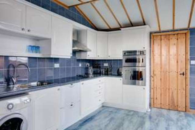  Image of 5 bedroom Property for sale in Southwood Road Hayling Island PO11 at Hayling Island Hampshire, PO11 9QL