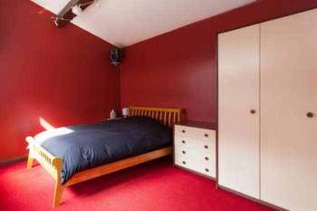  Image of 5 bedroom Property for sale in Southwood Road Hayling Island PO11 at Hayling Island Hampshire, PO11 9QL