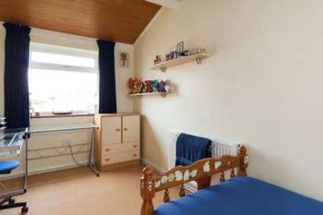  Image of 5 bedroom Property for sale in Southwood Road Hayling Island PO11 at Hayling Island Hampshire, PO11 9QL