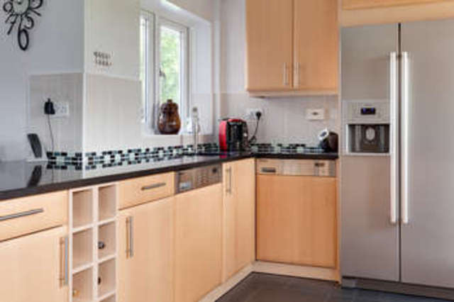  Image of 4 bedroom Detached house for sale in Sycamore Drive Hayling Island PO11 at Hayling Island Hampshire, PO11 0RD