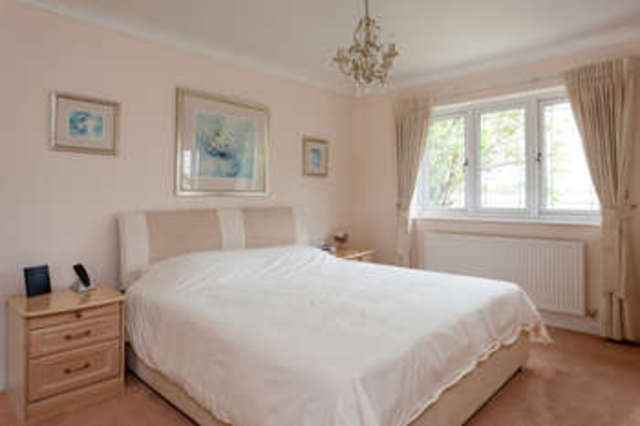  Image of 4 bedroom Detached house for sale in Sycamore Drive Hayling Island PO11 at Hayling Island Hampshire, PO11 0RD