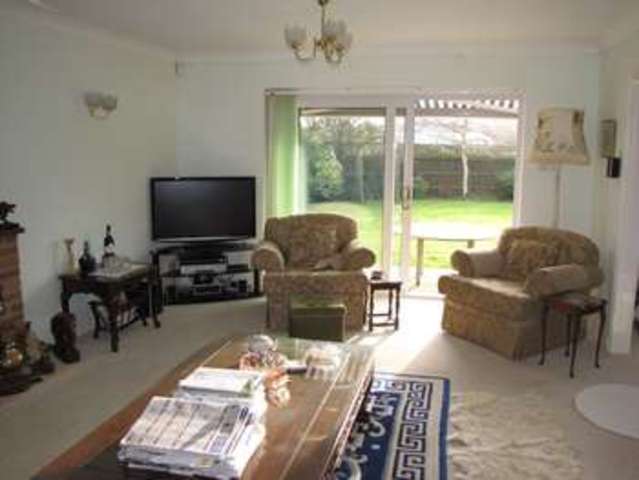 Image of 4 bedroom Detached house for sale in Sinah Lane Hayling Island PO11 at Hayling Island Hampshire, PO11 0HJ