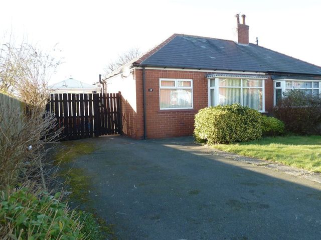  Image of 2 bedroom Bungalow to rent in Hesketh Lane Tarleton Preston PR4 at Hesketh Lane Tarleton Tarleton, PR4 6UB