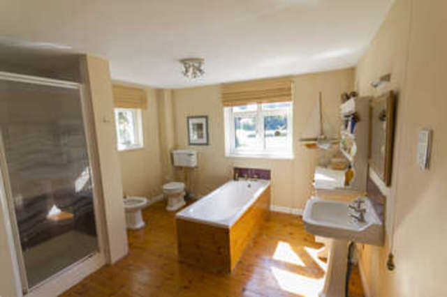  Image of 5 bedroom Semi-Detached house for sale in High Street Castle Donington Derby DE74 at Castle Donington Castle Donington Derbyshire, DE74 2PP