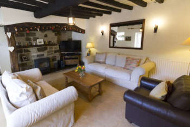  Image of 5 bedroom Semi-Detached house for sale in High Street Castle Donington Derby DE74 at Castle Donington Castle Donington Derbyshire, DE74 2PP
