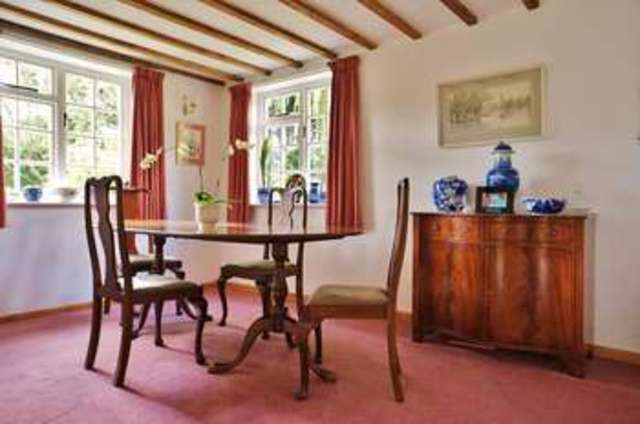  Image of 4 bedroom Detached house for sale in High Street Sutton Courtenay Abingdon OX14 at Sutton Courtenay  Abingdon, OX14 4AT