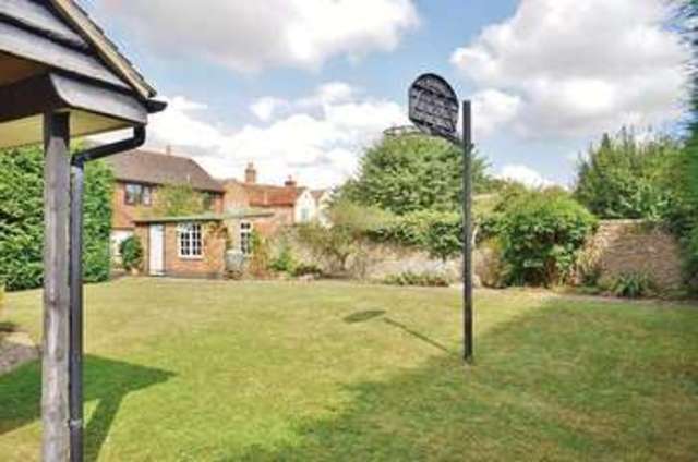  Image of 4 bedroom Detached house for sale in High Street Sutton Courtenay Abingdon OX14 at Sutton Courtenay  Abingdon, OX14 4AT