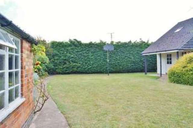  Image of 4 bedroom Detached house for sale in High Street Sutton Courtenay Abingdon OX14 at Sutton Courtenay  Abingdon, OX14 4AT